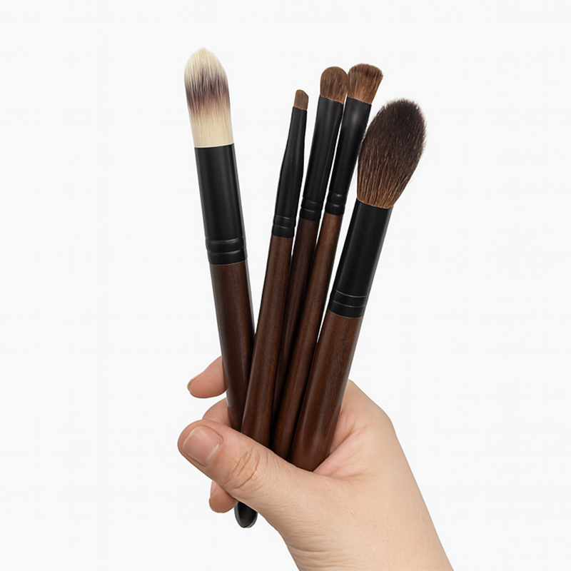 WoodLuxe 6-Piece Makeup Brush Collection