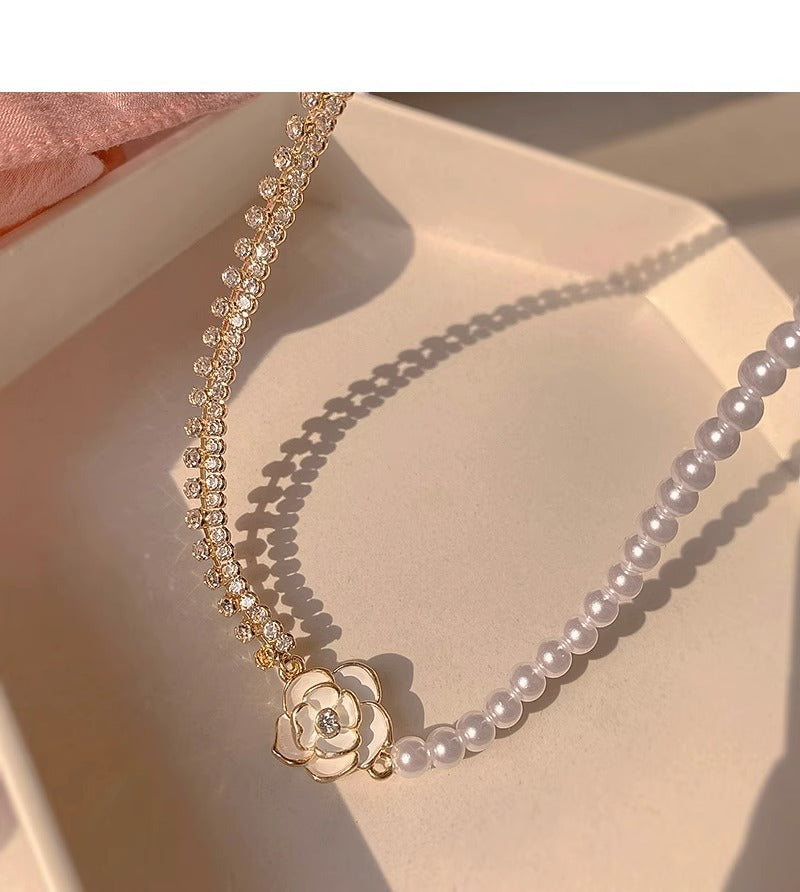 White Flower Necklace