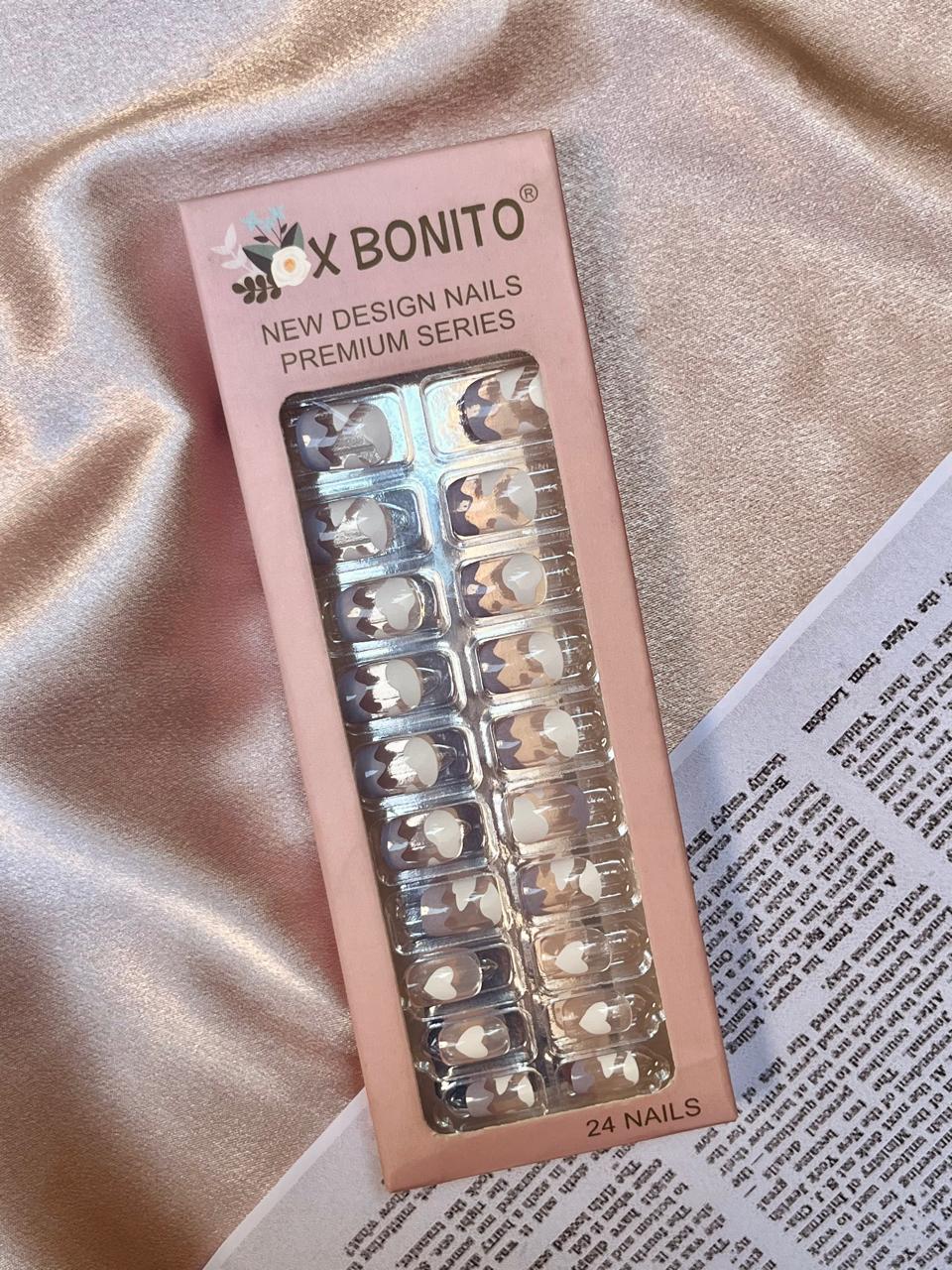 cloudy press on nails