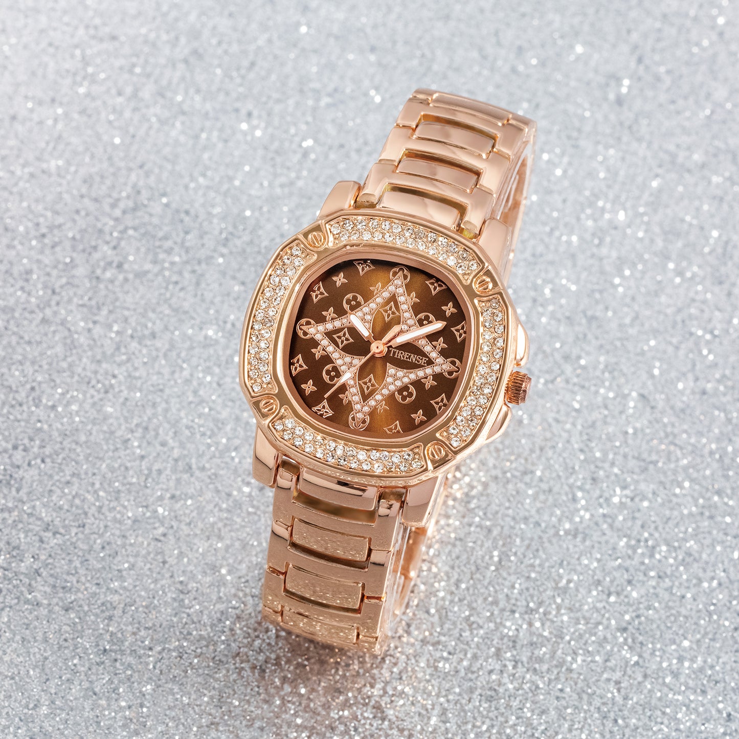 Vintage-Inspired Luxury Women's Watch with Classic Monogram Pattern