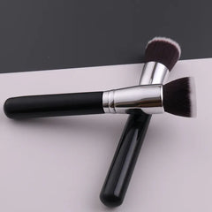 Foundation brush