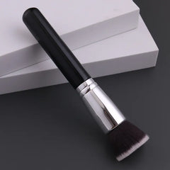 Foundation brush