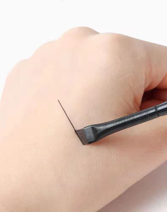 Sharp Liner Brush