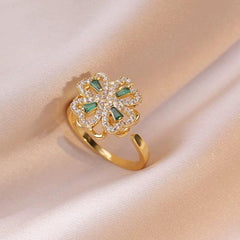 Green flower ring