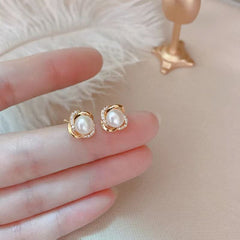 Flower Pearl Earrings