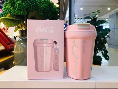 كوب قهوة كوكا كولا