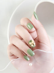 Green Bow Nails