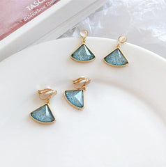 Triangle Green pearl Earrings